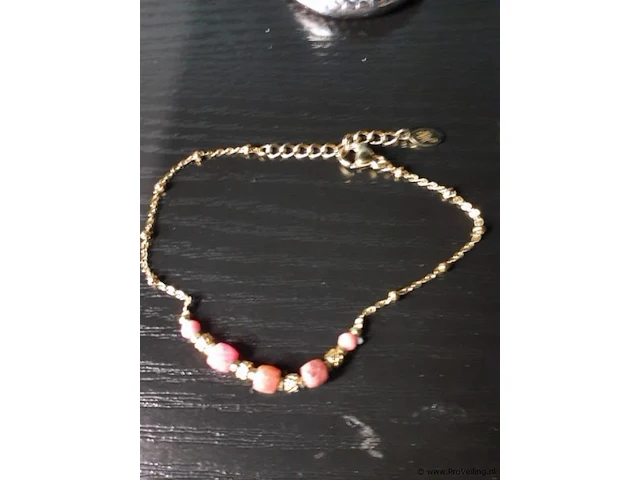 Sieraden bestaande uit o.a. schakelketting met harthanger, oorbellen & armband - afbeelding 7 van  10
