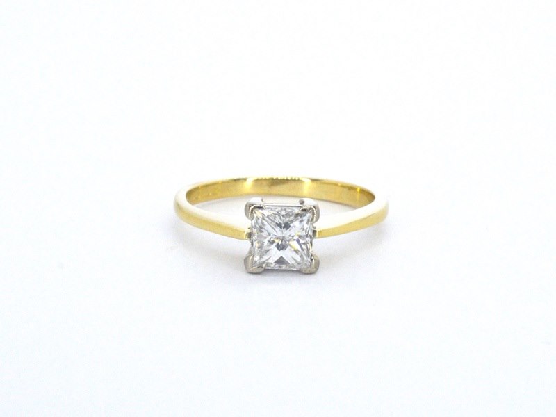 Sieraden en diamanten veiling