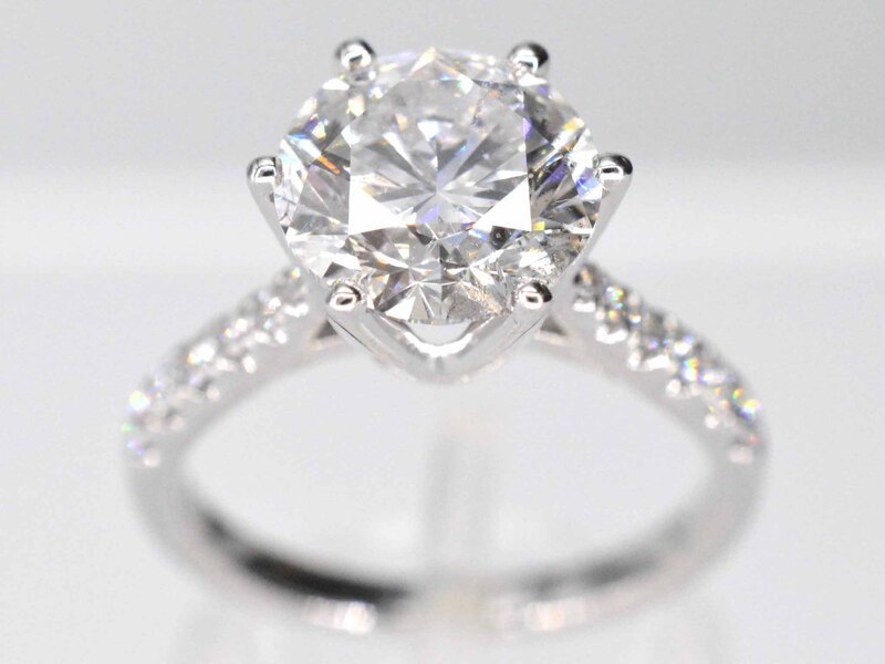 Sieraden en diamanten veiling