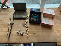 Sieraden - afbeelding 1 van  6