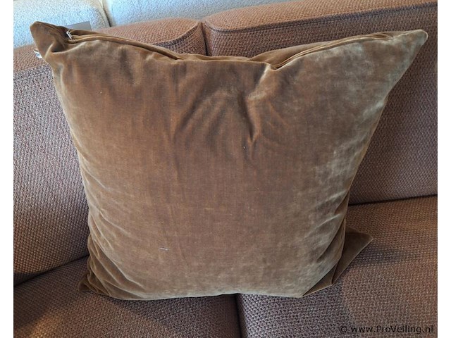 Sierkussen severo camel - 60x60cm - afbeelding 1 van  2