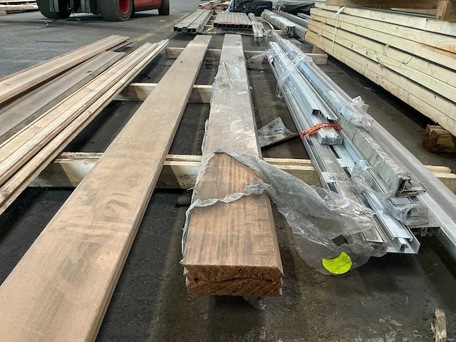 Sierlijst 25x140x3100 mm (2x) - afbeelding 1 van  4