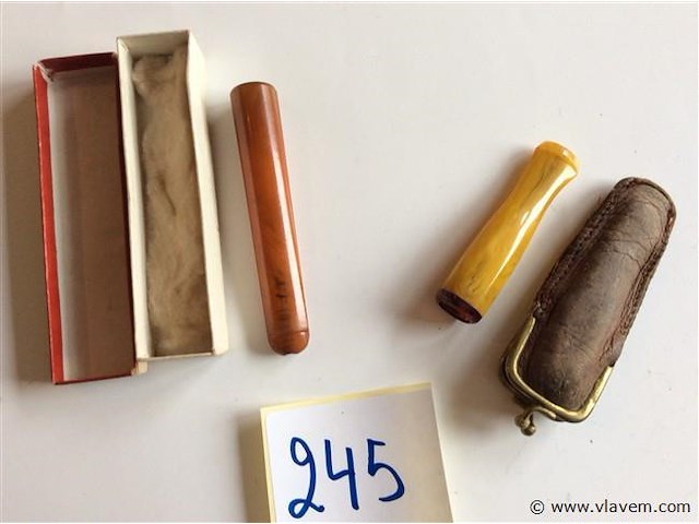 Sigarettenpijpjes - afbeelding 1 van  2