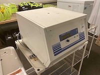 Sigma 6-15h laboratory centrifuge - afbeelding 1 van  5
