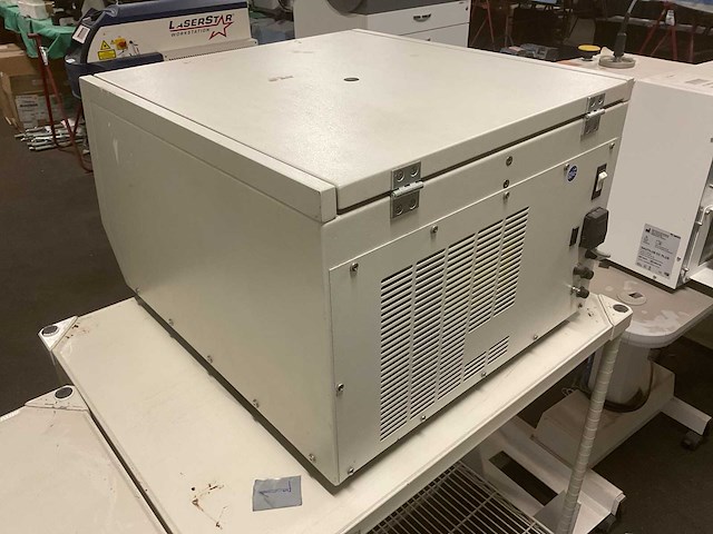 Sigma 6-15h laboratory centrifuge - afbeelding 3 van  5