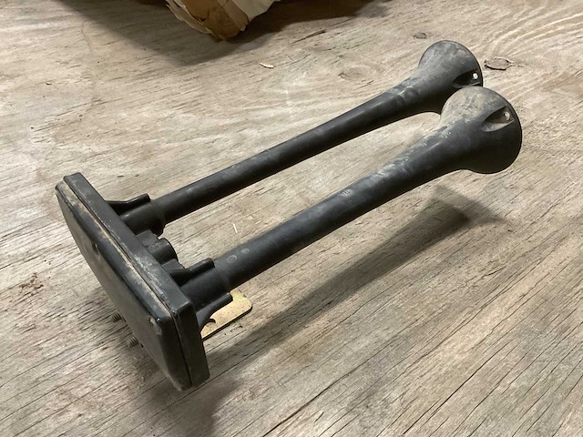 Signal horn - afbeelding 4 van  5