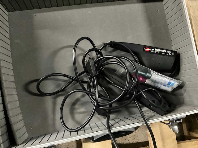 Signograph - 25 - gereedschapskoffer graveergereedschap (2x) - afbeelding 3 van  3