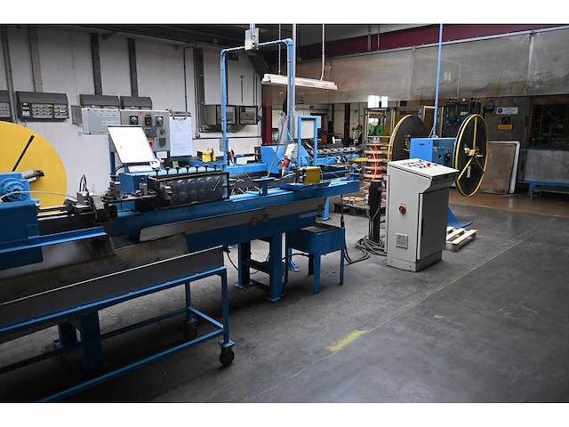 Sila - pijpen trekbank voorzien van itb dubbele ahdm 300 coil aanvoerunit - afbeelding 1 van  7