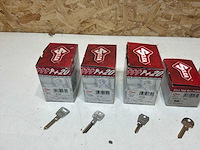 Silca diverse blanco sleutels (344x) - afbeelding 14 van  19