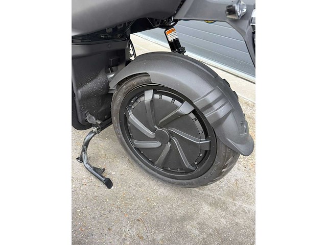 Silence s02 l1e 45km/u - e-scooter - afbeelding 21 van  28
