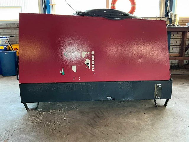 Silenced s35 diesel aggregaat met iveco aifo motor, 230/400 v - afbeelding 12 van  23