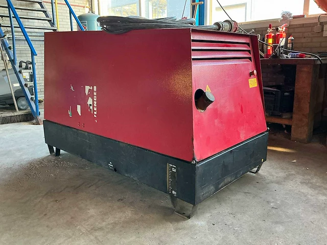 Silenced s35 diesel aggregaat met iveco aifo motor, 230/400 v - afbeelding 20 van  23