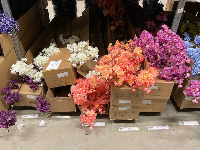 Silka, art en emerald kunstbloemen - afbeelding 7 van  15