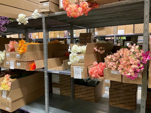 Silka, art en emerald kunstbloemen - afbeelding 8 van  15