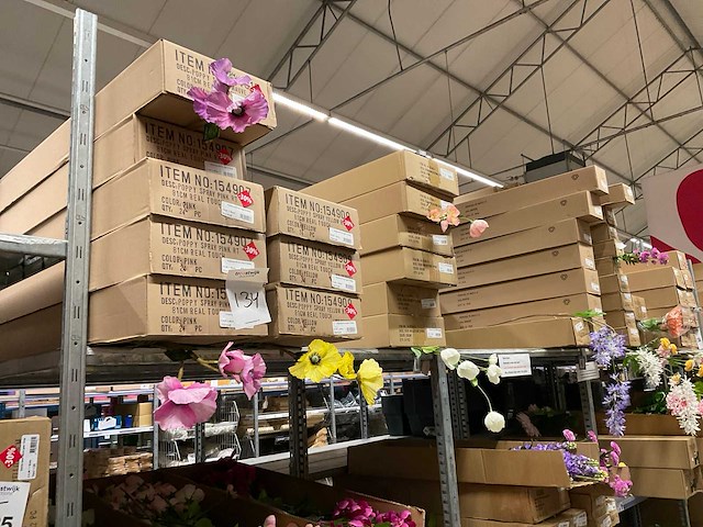 Silka, art en emerald kunstbloemen - afbeelding 10 van  16