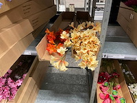 Silka, art en emerald kunstbloemen - afbeelding 16 van  16