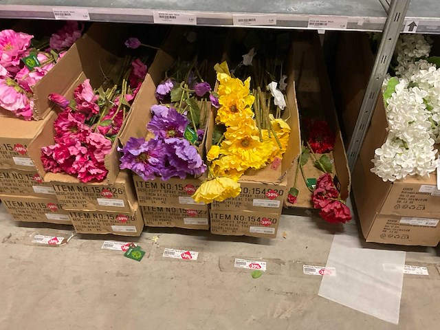 Silka, art en emerald kunstbloemen - afbeelding 2 van  12