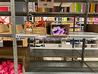 Silka, art en emerald kunstbloemen - afbeelding 7 van  12