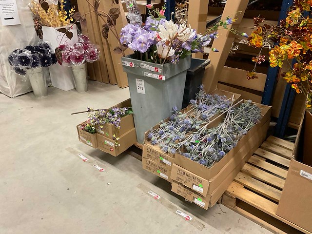 Silka en art kunstbloemen - afbeelding 1 van  7