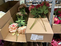 Silka en emerald kunstbloemen - afbeelding 7 van  14