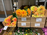 Silka en emerald kunstbloemen - afbeelding 9 van  14