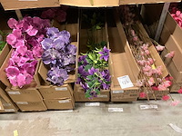 Silka en emerald kunstbloemen - afbeelding 12 van  14