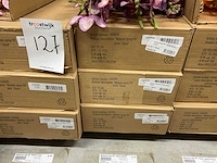 Silka en emerald kunstbloemen - afbeelding 3 van  13