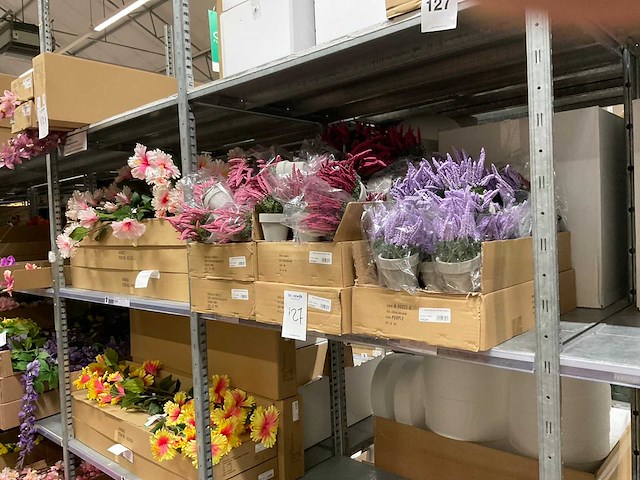 Silka en emerald kunstbloemen - afbeelding 7 van  13