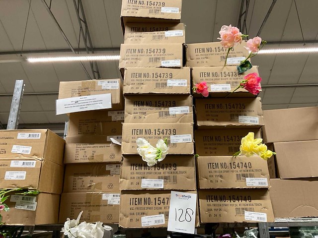 Silka en emerald kunstbloemen - afbeelding 4 van  12