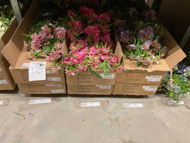 Silka en emerald kunstbloemen - afbeelding 8 van  12