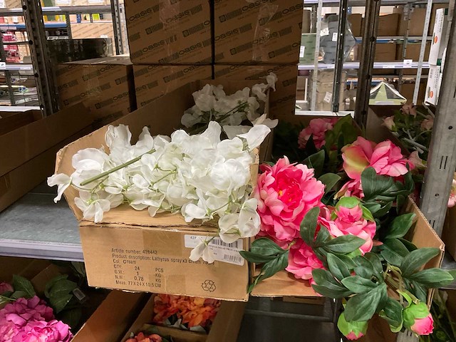 Silka en emerald kunstbloemen - afbeelding 5 van  21