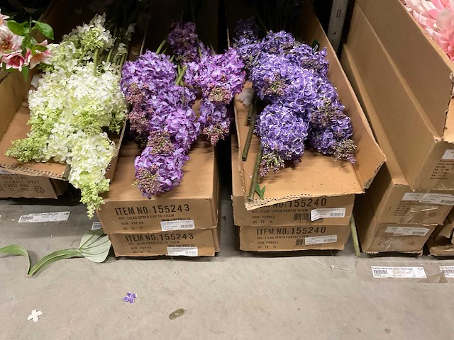 Silka en emerald kunstbloemen - afbeelding 10 van  21