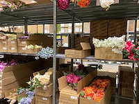 Silka en emerald kunstbloemen - afbeelding 15 van  21