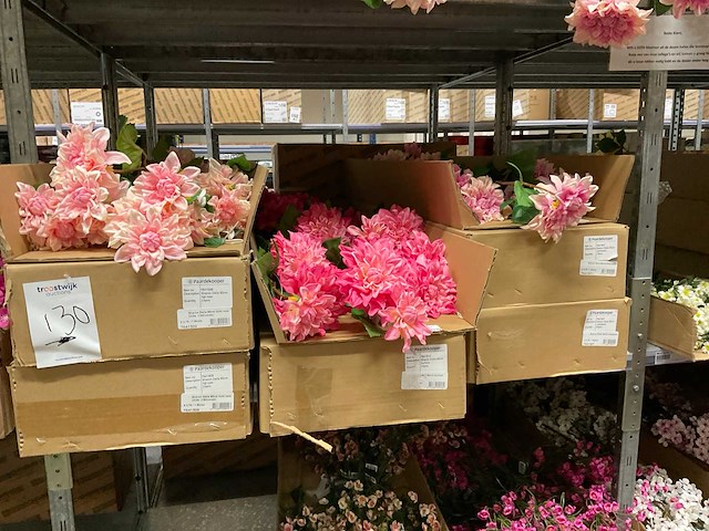 Silka en emerald kunstbloemen - afbeelding 3 van  20