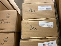 Silka en emerald kunstbloemen - afbeelding 17 van  20