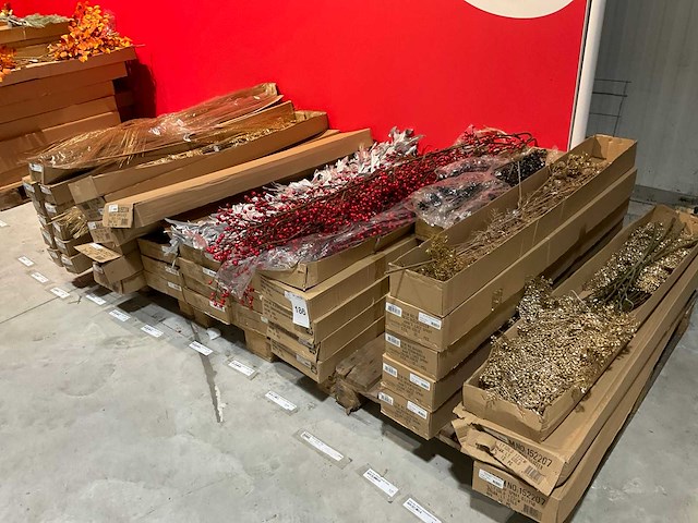 Silka en emerald kunstbloemen - afbeelding 1 van  7