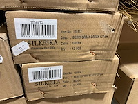 Silka en emerald kunstbloemen - afbeelding 3 van  13