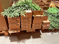 Silka en emerald kunstbloemen - afbeelding 3 van  6