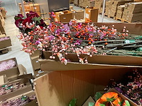 Silka en emerald kunstbloemen - afbeelding 3 van  7