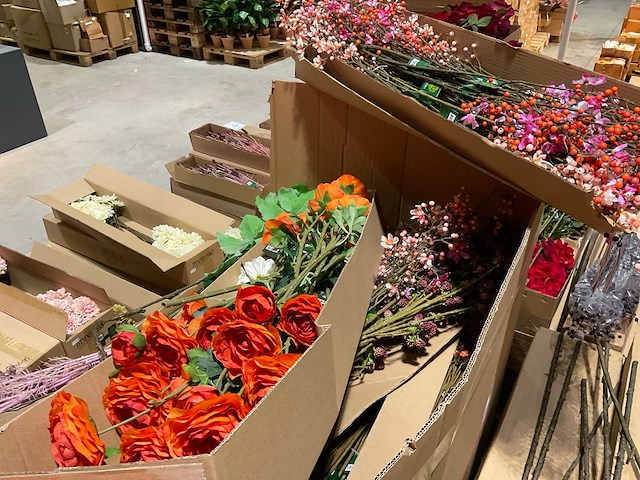 Silka en emerald kunstbloemen - afbeelding 7 van  7