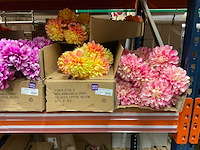 Silka en emerald kunstbloemen - afbeelding 9 van  11