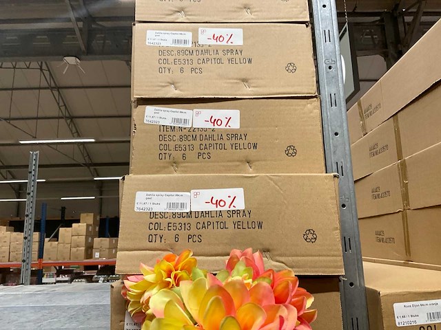 Silka en emerald partij zijde bloemen - afbeelding 4 van  7