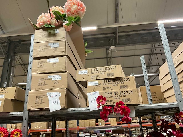 Silka en emerald partij zijde bloemen - afbeelding 2 van  11