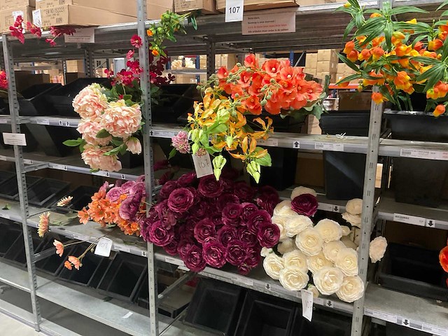 Silka en emerald partij zijde bloemen - afbeelding 1 van  11