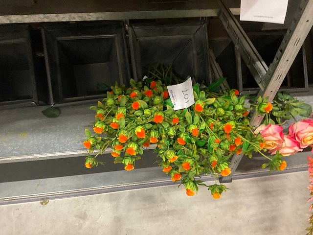 Silka en emerald partij zijde bloemen - afbeelding 9 van  11