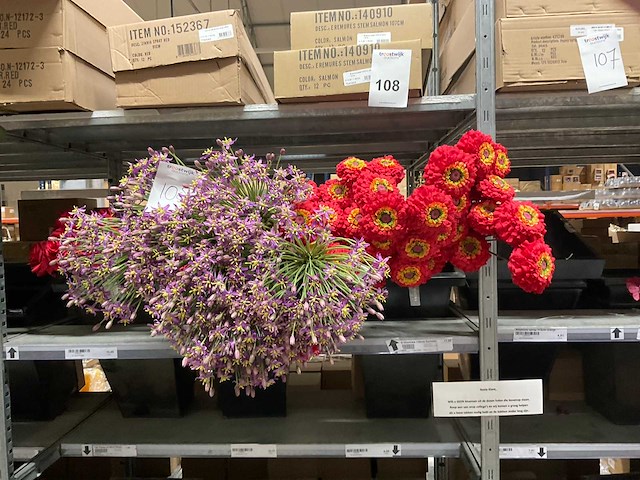 Silka en emerald partij zijde bloemen - afbeelding 2 van  8