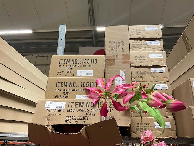 Silka en emerald partij zijde bloemen - afbeelding 4 van  9