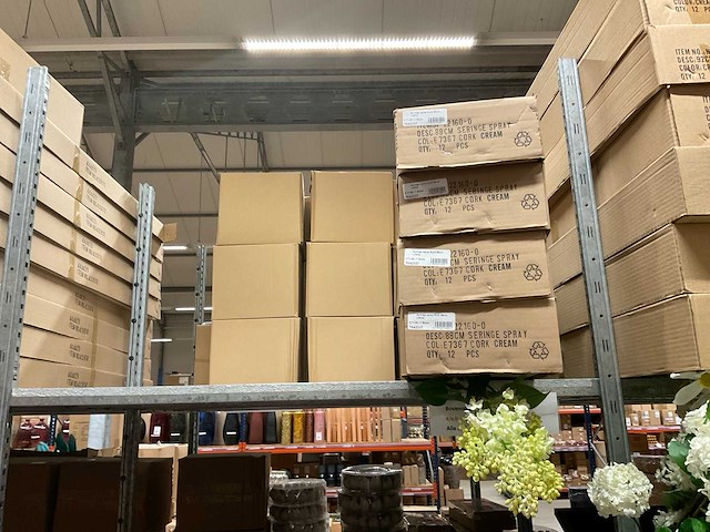 Silka en emerald partij zijde bloemen - afbeelding 6 van  14