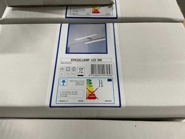Silkline line led spiegellamp (10x) - afbeelding 3 van  4