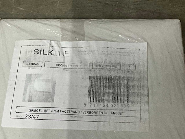 Silkline spiegel rechthoekig 1000x800mm (bxh) met facet 4mm rondom incl. verborgen ophangsysteem - afbeelding 3 van  3